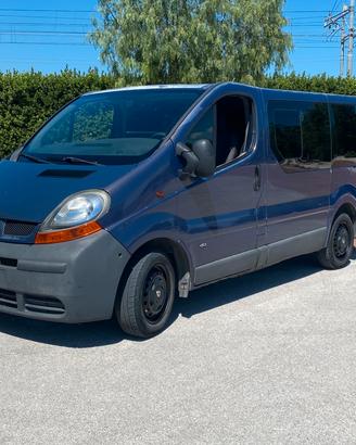 Renault Trafic 9 posti 2006 meccanica rigenerata!