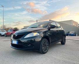 Lancia Ypsilon 1.2 69 CV 5 porte S&S Elefantino Bl