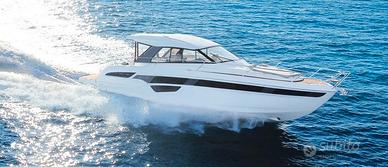 Barca a motore Bavaria S45