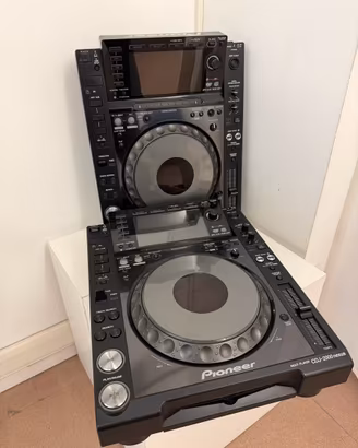 Coppia lettori Pioneer CDJ 2000 nexus