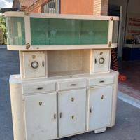 Credenza mettitutto vintage