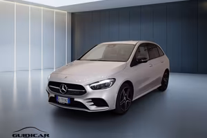 Mercedes Classe B - W247 2023 - B 250 e phev AMG L