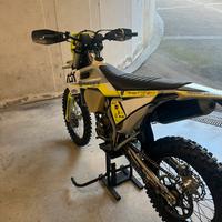 HUSQVARNA FE 250 2022 94 ore