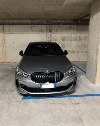Bmw serie 1 f40 116d m sport full optional