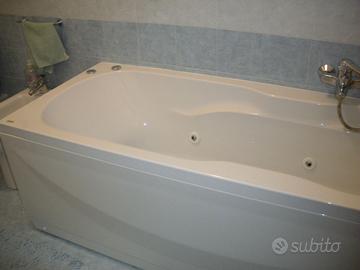 Vasca Idromassaggio