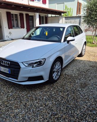 Audi a3 1.6 tdi 116cv