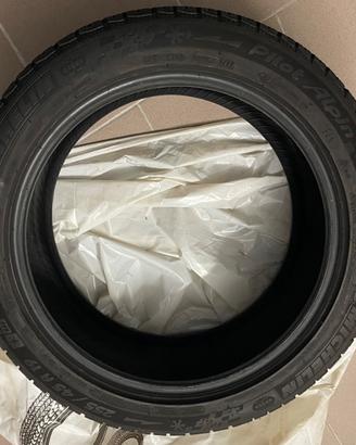 Pneumatici invernali 225/45R19
