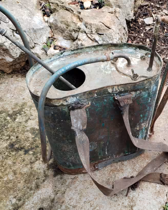 Pompa irroratrice da spalla in rame