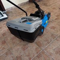 Tosa erba e decespugliatore