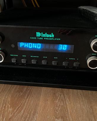Preamplificatore valvolare Mcintosh C220