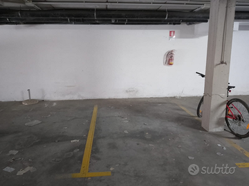 Cantina e posto auto