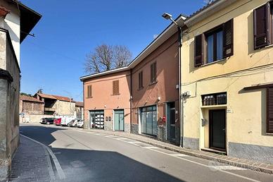 BIASSONO- 4LOCALI SENZA SPESE CONDOMINIALI