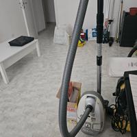 aspirapolvere potente e silenziosissima