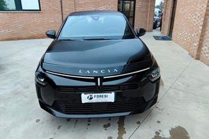 Lancia Ypsilon Hybrid e-DCT LX