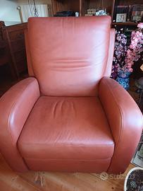 poltrona pelle Natuzzi anche basculante