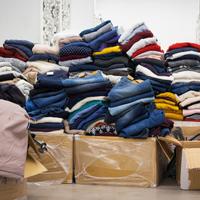 1€ KG ABBIGLIAMENTO VESTITI USATI