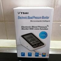 MISURATORE DI PRESSIONE SANGUIGNA