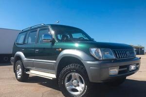 Toyota Land Cruiser passo lungo