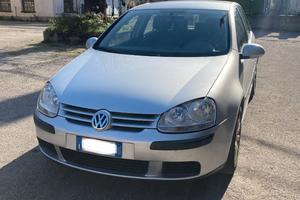 Golf 5 1.6 benzina/metano