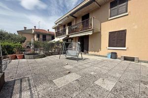 3 LOCALI A TRIUGGIO