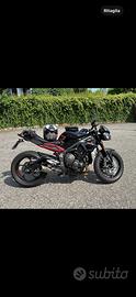 Triumph street triple R