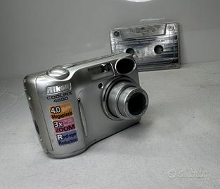 Nikon Coolpix 4600 4MP 3x Zoom Digitale Funzionant