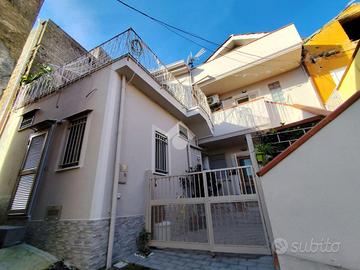 CASA INDIPENDENTE A CERVINO