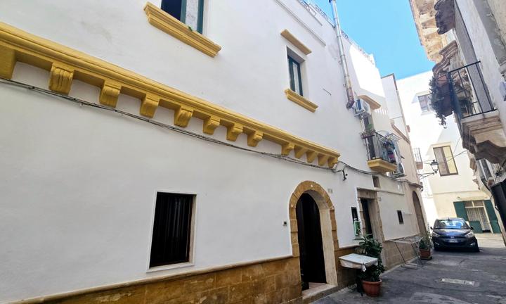 Abitazione con area solare di proprietà