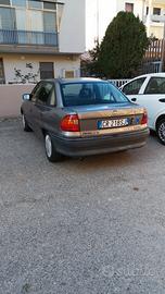 OPEL Astra - 2004