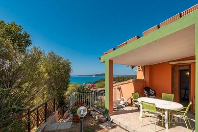 Villasimius: casa con giardino a 300mt dal mare