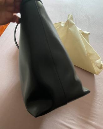 Borsa nuova mai usata