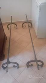 Coppia di cavalletti in ferro battuto