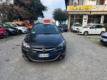 Opel Astra 1.4 100CV 5 porte Cosmo