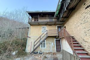 CASA SEMINDIPENDENTE A PRAROSTINO