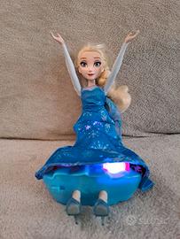 Bambola ELSA con audio e luci