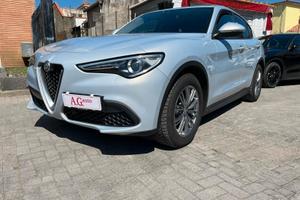 Alfa Romeo Stelvio 2.2 Turbodiesel 160 CV AT8 RWD 