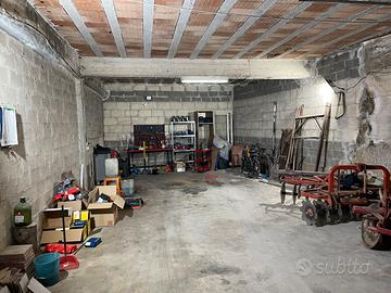 Garage 70 mq.