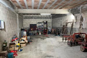 Garage 70 mq.