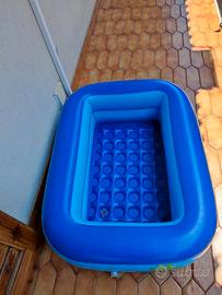 Piscina gonfiabile per bambini 