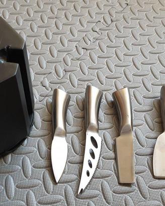 set coltelli formaggio con ceppo