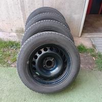 cerchi in ferro con gomme termiche