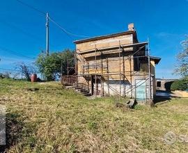 Paliano, casaletto con 5000 mq terreno ad uliveto