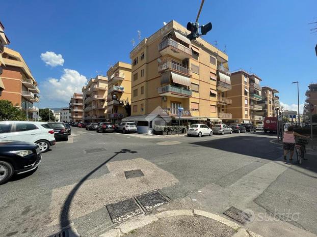 3 LOCALI A TERRACINA