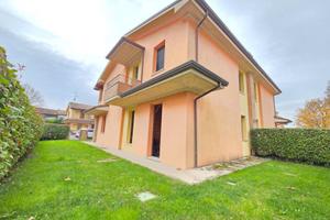 Villa di 180 m² con 5 locali e box auto a San Poss