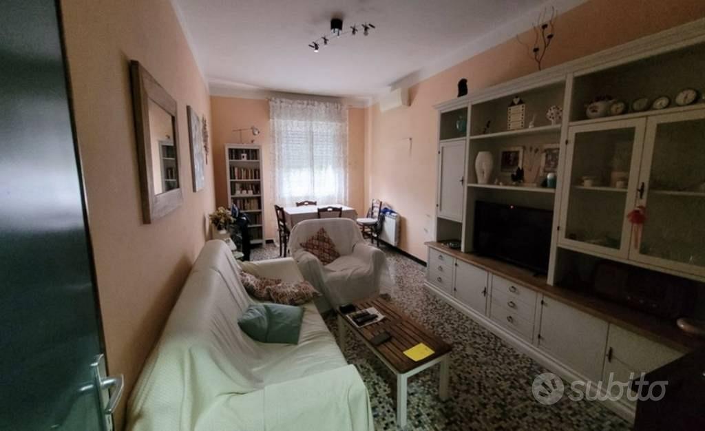 Immobile in asta di 121 m² con 4 locali a La Spezi - Vista 3