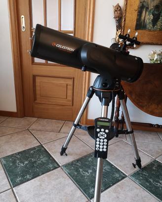 Telescopio elettronico con accessori