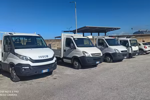 IVECO DAILY RIBALTABILE VARIA DISPONBILITA' 3 POST