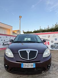 Lancia Ypsilon 1.3 MJT 75 CV Elle
