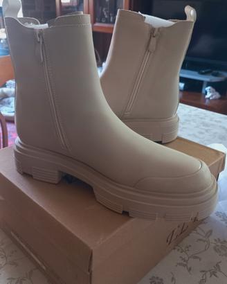 Stivaletto da donna tg 38