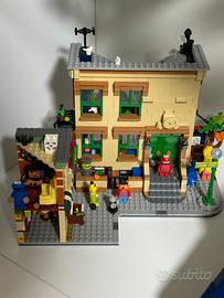 Lego 21324 Sesame Street usato completo